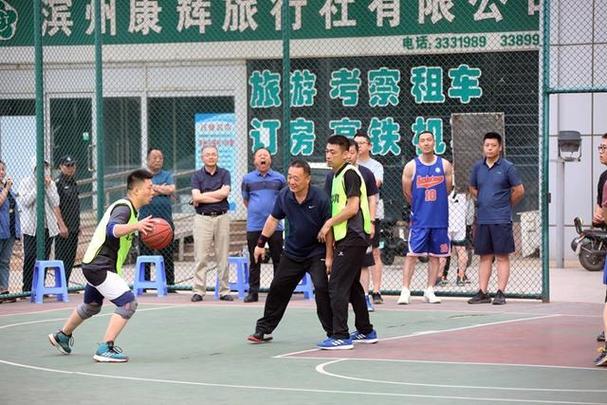 英超：五轮不胜 切尔西队2-2伯恩茅斯队.