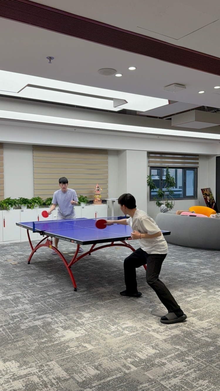 斯的絕對核
